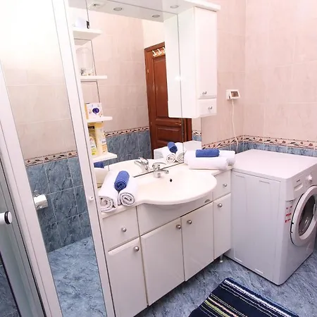 Apartment Hari *